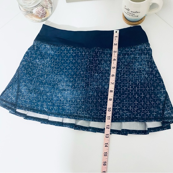 Navy Blue Lululemon pace setter skirt skort 4 regular Navy blue cross - Picture 7 of 10